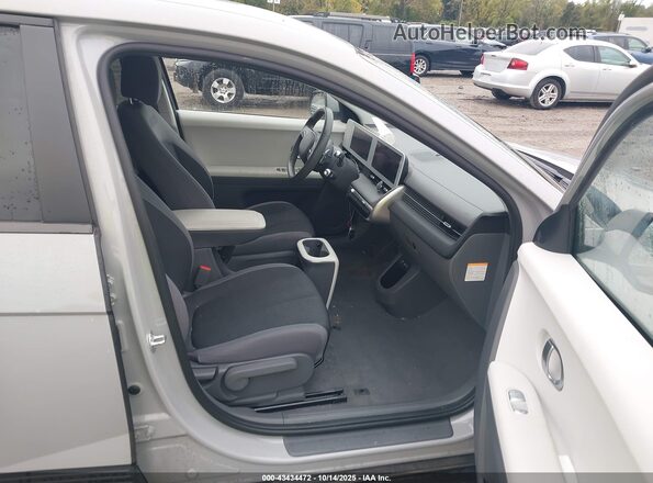 KM8KMDAF3NU053343 2022 HYUNDAI IONIQ 5 Серый Вид салона спереди