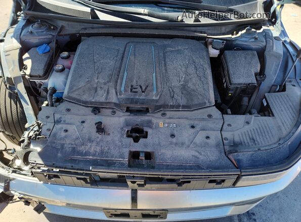 KM8KNDAF1NU096043 2022 HYUNDAI IONIQ Blue Vista del compartimento del motor