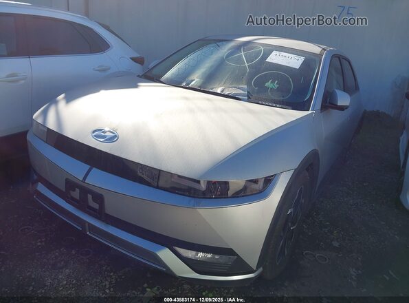 KM8KNDAF1PU207578 2023 HYUNDAI IONIQ 5 Silver წინა მარცხენა ხედი სამი მეოთხედიდან