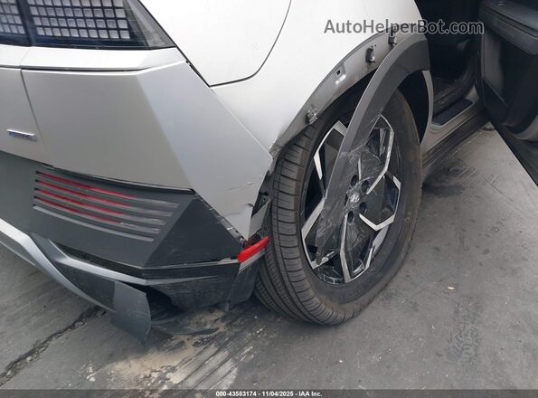 KM8KNDAF1PU207578 2023 HYUNDAI IONIQ 5 Silver ხელსაწყოთა პანელის ხედი