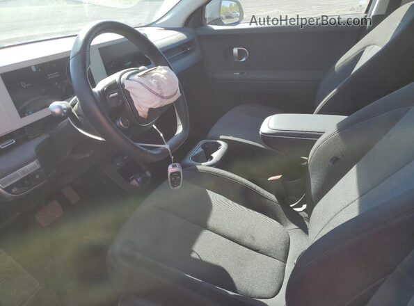 KM8KNDDF7RU323480 2024 HYUNDAI IONIQ Gray წინა სალონის ხედი