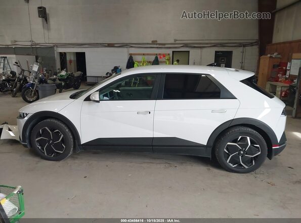 KM8KNDDF9RU253349 2024 HYUNDAI IONIQ 5 White სალონის 360-გრადუსიანი ხედი