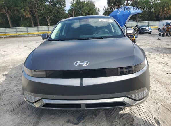 KM8KR4AE2PU231237 2023 HYUNDAI IONIQ Gray Front view
