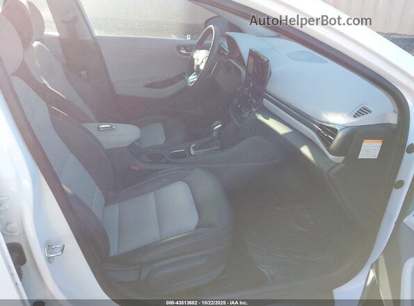 KMHC05LC6LU210062 2020 HYUNDAI IONIQ HYBRID White Սալոնի դիմացի տեսք