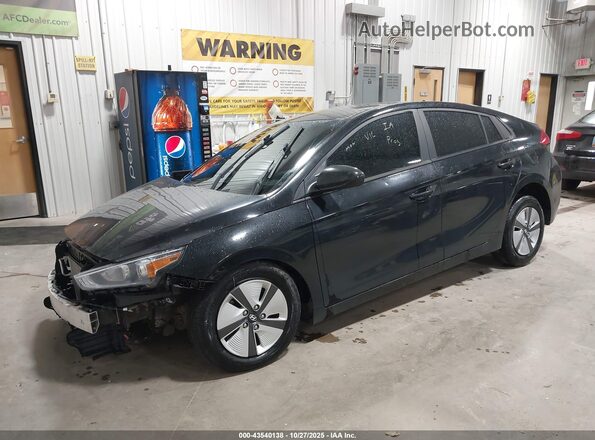 KMHC65LC1NU271790 2022 HYUNDAI IONIQ HYBRID Black Առջևի ձախ երեք քառորդ տեսարան