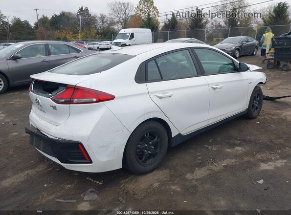 KMHC65LC3HU030611 2017 HYUNDAI IONIQ HYBRID White Задня права чверть