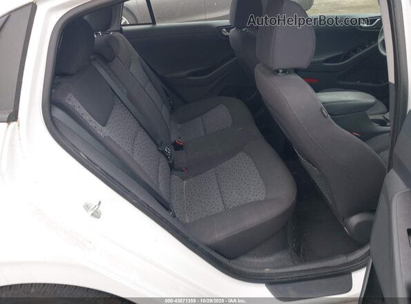 KMHC65LC3HU030611 2017 HYUNDAI IONIQ HYBRID White Вид наклейки з VIN-кодом