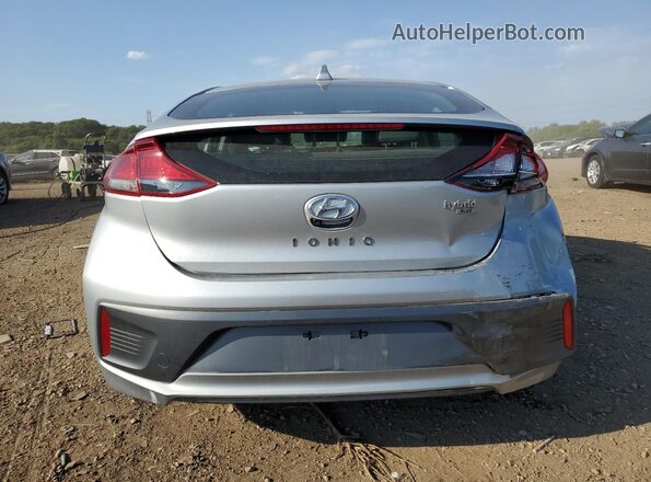 KMHC65LC8NU274329 2022 HYUNDAI IONIQ Silver Widok z tyłu
