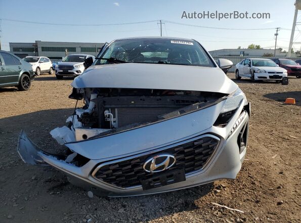 KMHC65LC8NU274329 2022 HYUNDAI IONIQ Silver Widok z przodu