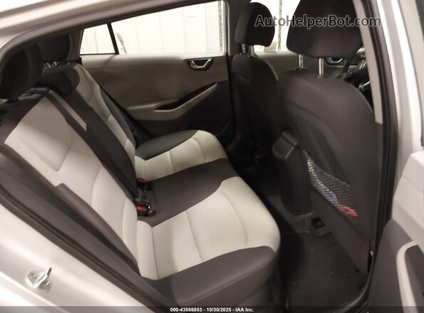 KMHC65LCXHU057496 2017 HYUNDAI IONIQ HYBRID Silver Вид наклейки з VIN-кодом