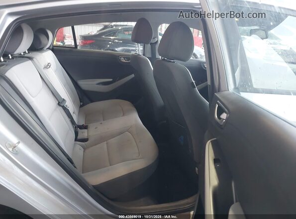 KMHC65LD0MU253014 2021 HYUNDAI IONIQ PLUG-IN HYBRID Silver 