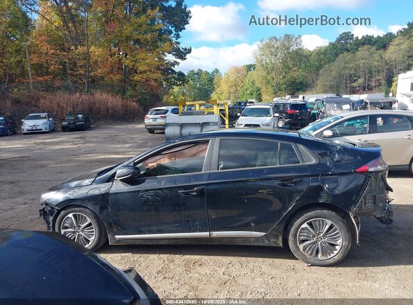 KMHC65LD5MU256300 2021 HYUNDAI IONIQ PLUG-IN HYBRID Black 
