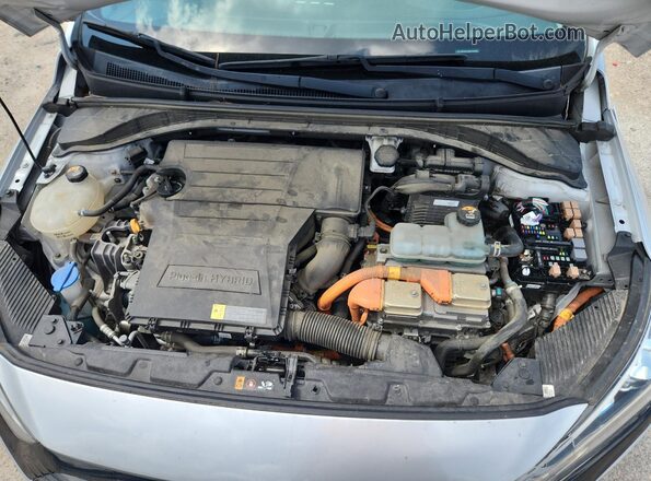 KMHC65LD9KU145665 2019 HYUNDAI IONIQ Silver უკანა სალონის ხედი