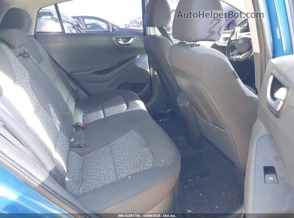 KMHC75LC1HU018955 2017 HYUNDAI IONIQ HYBRID Blue VIN կոդի պիտակի տեսք