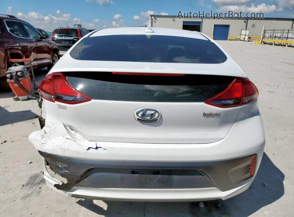 KMHC75LC6MU260800 2021 HYUNDAI IONIQ Белый Вид сзади