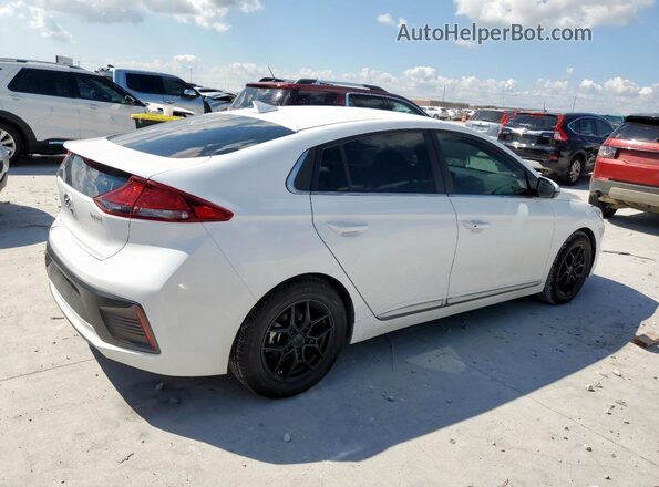 KMHC75LC6MU260800 2021 HYUNDAI IONIQ Белый Задняя правая четверть