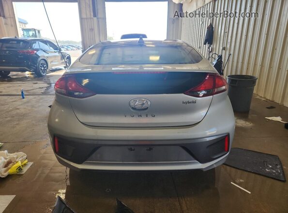 KMHC75LC7LU195809 2020 HYUNDAI IONIQ Silver 