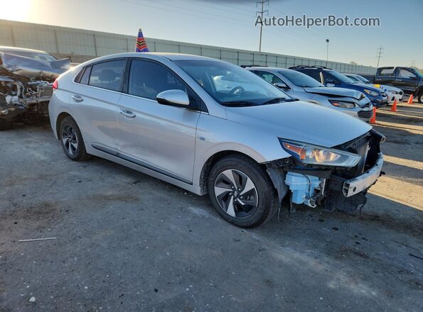 KMHC75LCXHU024754 2017 HYUNDAI IONIQ Silver Delantero derecho