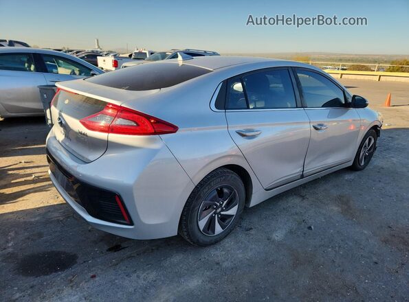 KMHC75LCXHU024754 2017 HYUNDAI IONIQ Silver Trasero derecho