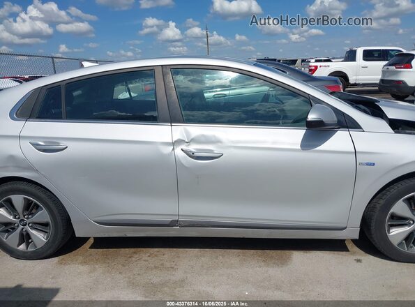 KMHC75LD3KU160210 2019 HYUNDAI IONIQ PLUG-IN HYBRID Silver სალონის 360-გრადუსიანი ხედი