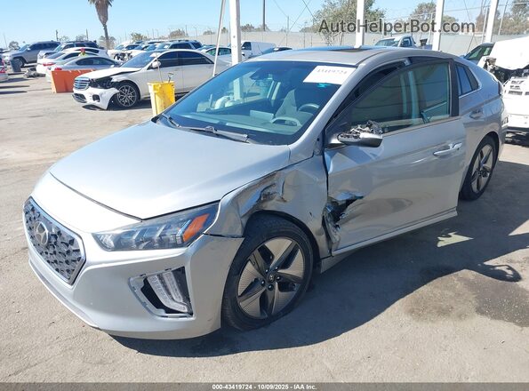 KMHC85LC9LU210713 2020 HYUNDAI IONIQ HYBRID Gray Առջևի ձախ երեք քառորդ տեսարան