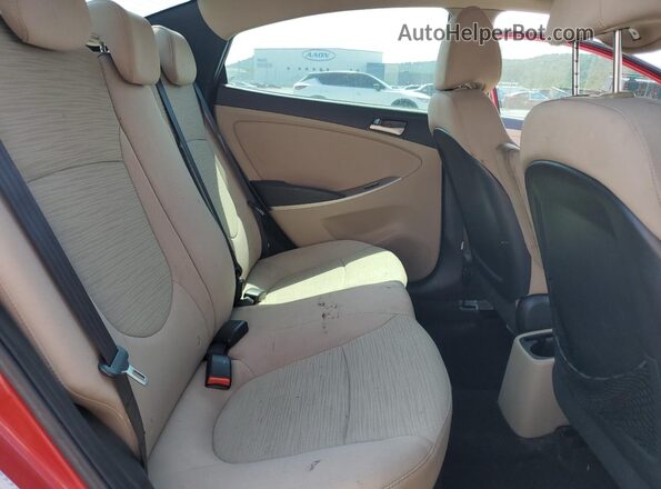 KMHCT4AE7GU082085 2016 HYUNDAI ACCENT Red Вид задніх сидінь
