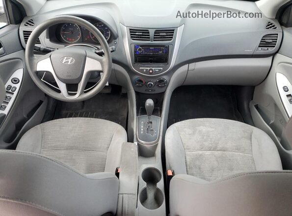KMHCT4AE7HU236750 2017 HYUNDAI ACCENT Silver წინა პანელის ხედი