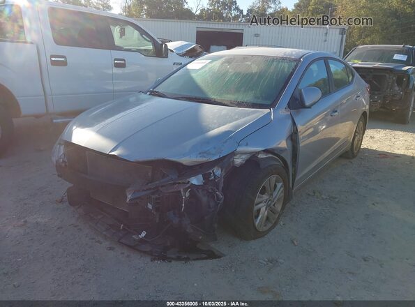 KMHD84LF1LU042378 2020 HYUNDAI ELANTRA Silver Vista tres cuartos delantera izquierda