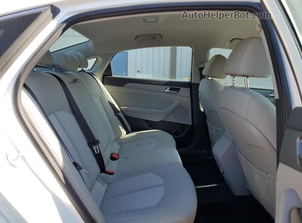 KMHE24L33KA091688 2019 HYUNDAI SONATA White Вид задніх сидінь
