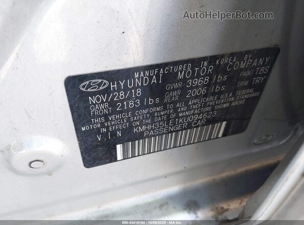 KMHH35LE1KU094623 2019 HYUNDAI ELANTRA GT Silver Widok komory silnika