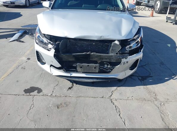 KMHH35LE4JU025407 2018 HYUNDAI ELANTRA GT Silver Դիմացի տեսք