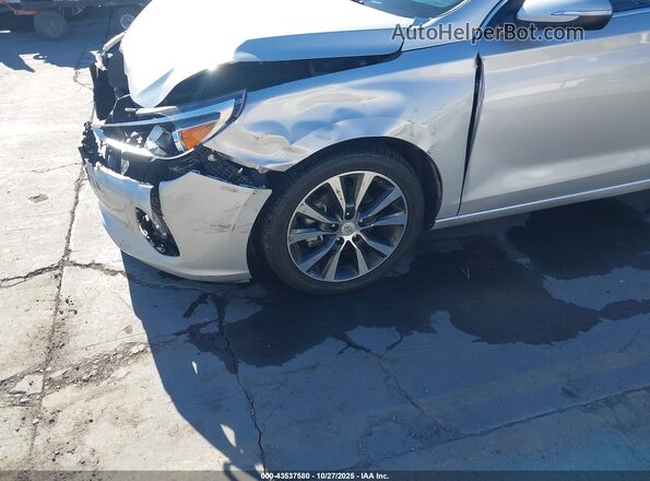 KMHH35LE4JU025407 2018 HYUNDAI ELANTRA GT Silver 