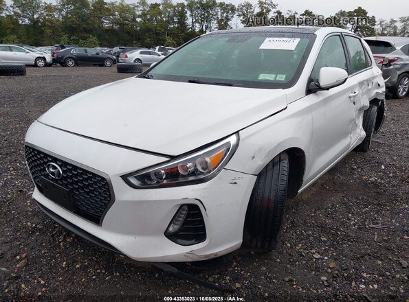 KMHH35LE5JU076639 2018 HYUNDAI ELANTRA GT White 