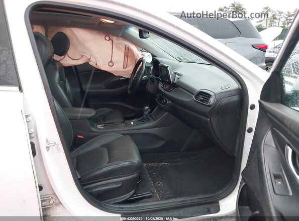 KMHH35LE5JU076639 2018 HYUNDAI ELANTRA GT White 