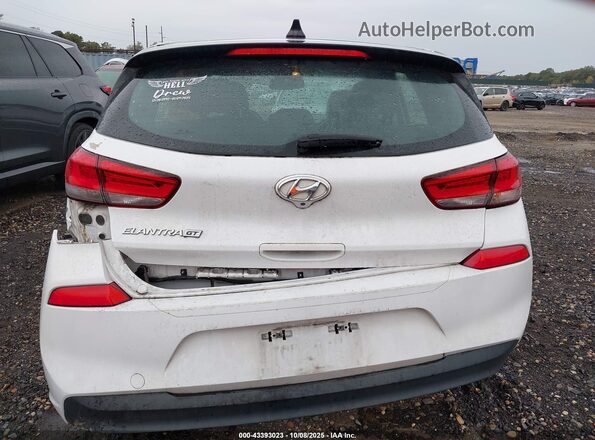 KMHH35LE5JU076639 2018 HYUNDAI ELANTRA GT White 