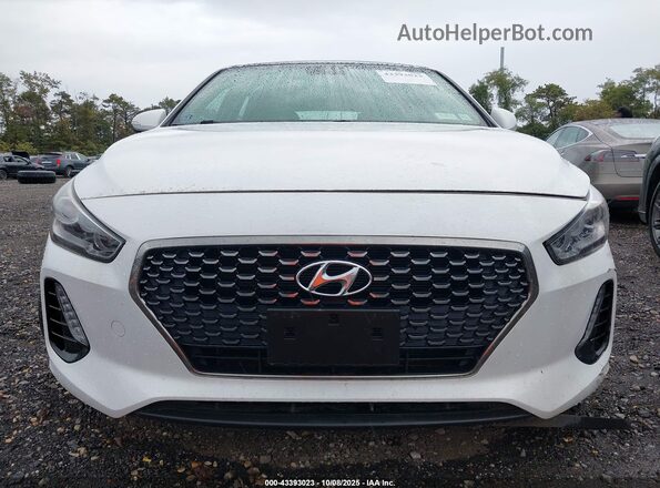 KMHH35LE5JU076639 2018 HYUNDAI ELANTRA GT White 