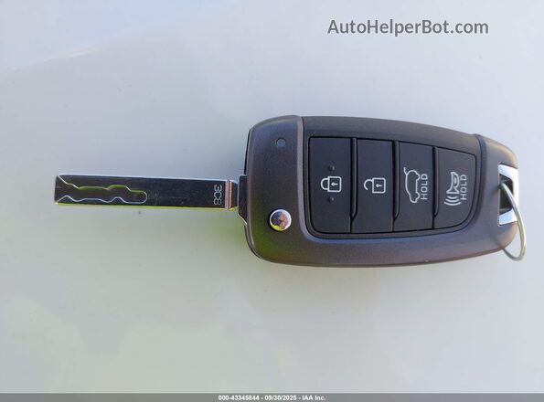 KMHH35LE8KU104144 2019 HYUNDAI ELANTRA GT Gray Widok deski rozdzielczej