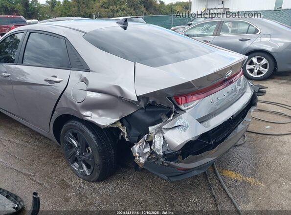 KMHLS4AG0NU314818 2022 HYUNDAI ELANTRA Gray Widok z przodu