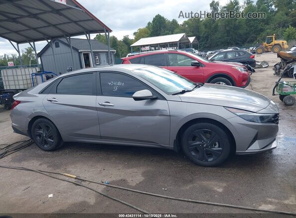 KMHLS4AG0NU314818 2022 HYUNDAI ELANTRA Gray Widok wnętrza z tyłu