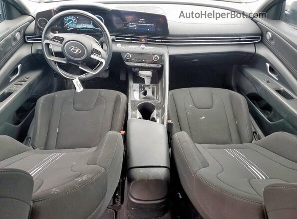 KMHLS4AG3PU500162 2023 HYUNDAI ELANTRA Silver Widok deski rozdzielczej