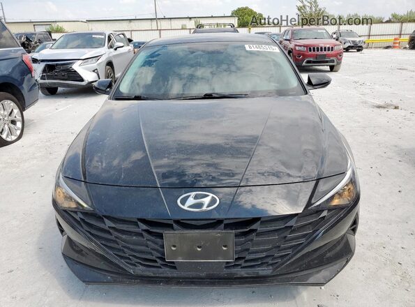 KMHLS4AG3PU524168 2023 HYUNDAI ELANTRA Black Widok z przodu