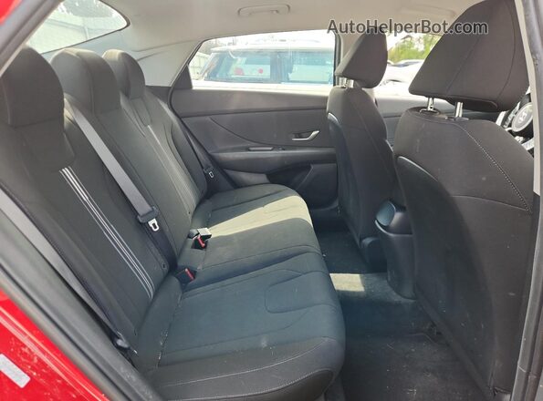 KMHLS4AG7NU307591 2022 HYUNDAI ELANTRA Red Widok tylnych siedzeń