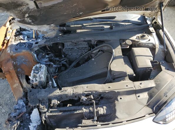 KMHM14AB1RA076870 2024 HYUNDAI IONIQ White უკანა სალონის ხედი