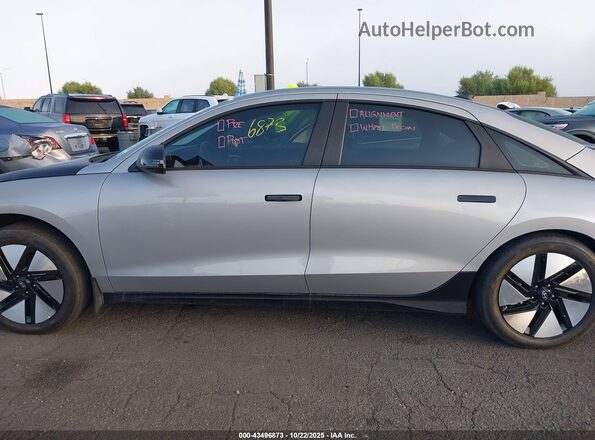 KMHM24AA4SA083760 2025 HYUNDAI IONIQ 6 Silver 360 interior view
