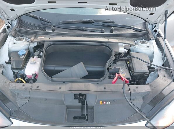 KMHM24AA4SA083760 2025 HYUNDAI IONIQ 6 Silver Rear view