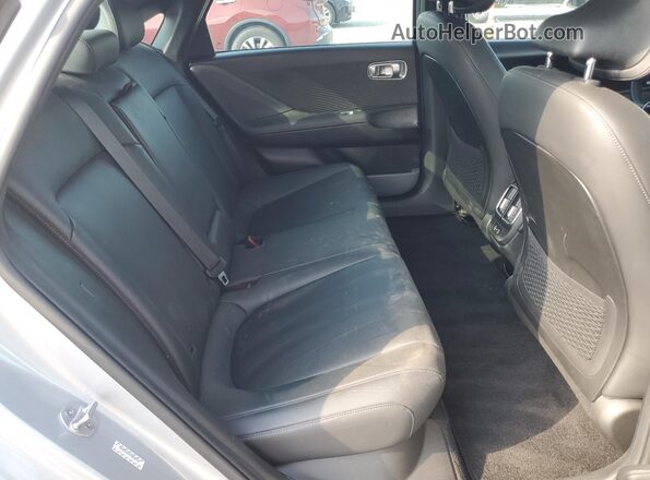 KMHM34AA4PA026754 2023 HYUNDAI IONIQ Silver Widok wnętrza z tyłu