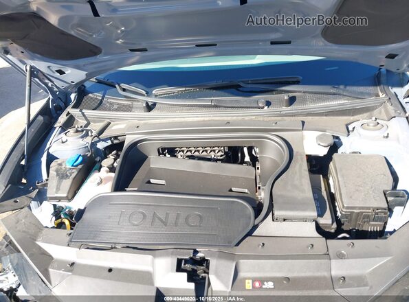 KMHM34AA4RA079909 2024 HYUNDAI IONIQ 6 Gray Vista trasera