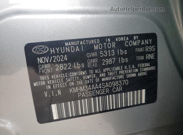 KMHM34AA4SA098370 2025 HYUNDAI IONIQ Silver ძრავის განყოფილების ხედი