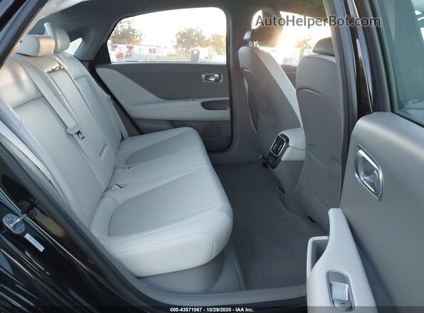 KMHM34AA5SA083070 2025 HYUNDAI IONIQ 6 Black VIN sticker view