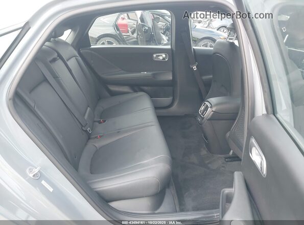 KMHM34AA6PA028697 2023 HYUNDAI IONIQ 6 Silver Widok naklejki z numerem VIN